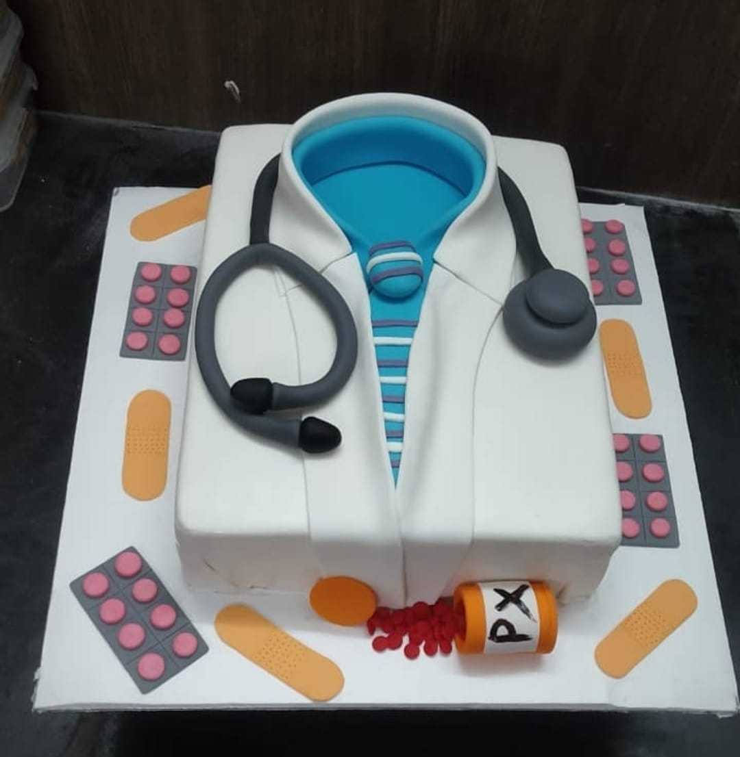 Premium RED N White Velvet Cake